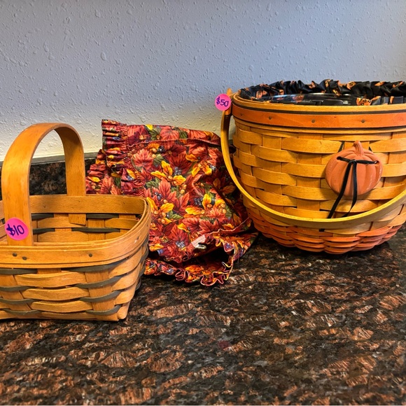 Longaberger Basket with Pumpkin Accent and Autumn Liner - Picture 8 of 8